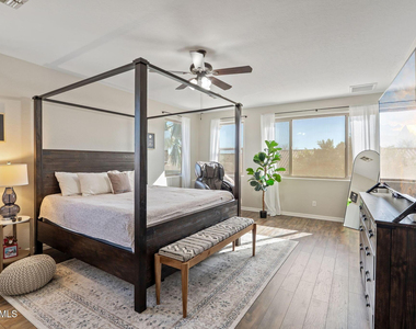 6943 W Tether Trail - Photo Thumbnail 44