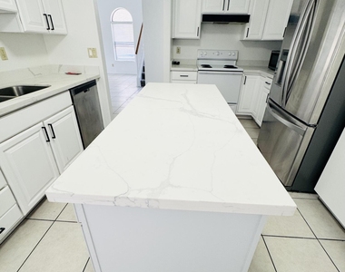 12770 N 89th Street - Photo Thumbnail 7