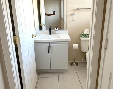 12770 N 89th Street - Photo Thumbnail 25