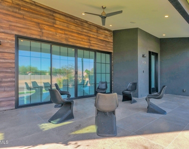 8430 S 10th Lane - Photo Thumbnail 4