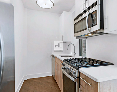 East 70th Street - Photo Thumbnail 1