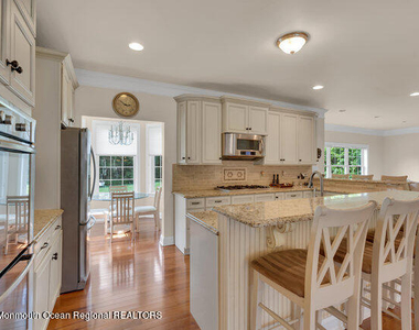 42 Pitney Avenue - Photo Thumbnail 14