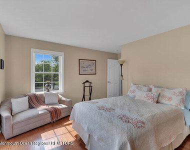 42 Pitney Avenue - Photo Thumbnail 43