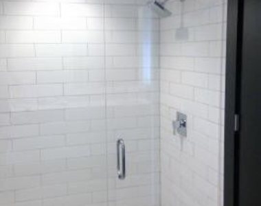 4422 N 75th Street - Photo Thumbnail 5