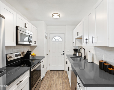 4534 N 74th Street - Photo Thumbnail 6