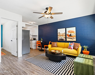 4534 N 74th Street - Photo Thumbnail 5