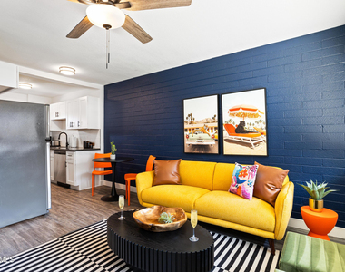 4534 N 74th Street - Photo Thumbnail 9