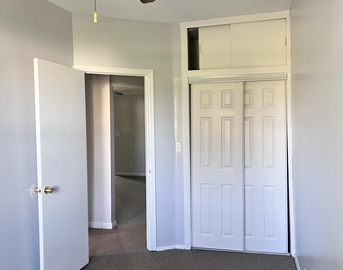 391 Monmouth Avenue - Photo Thumbnail 16
