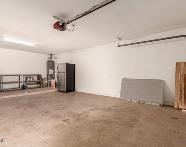 3613 S Kenneth Place - Photo Thumbnail 14