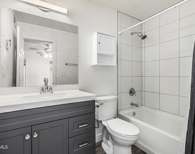 1213 E Riviera Drive - Photo Thumbnail 16