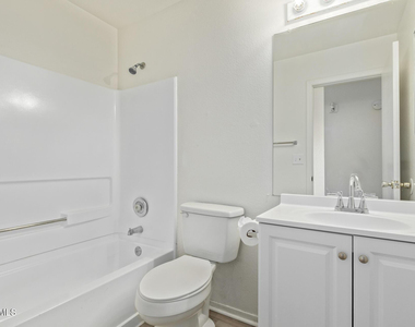 8714 W Amelia Avenue - Photo Thumbnail 19