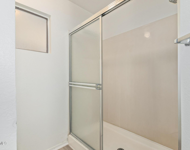 8714 W Amelia Avenue - Photo Thumbnail 14