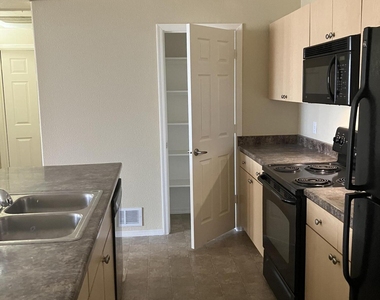 18416 N Cave Creek Road - Photo Thumbnail 5