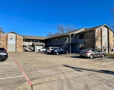 2526 W Prairie Street - Photo Thumbnail 8