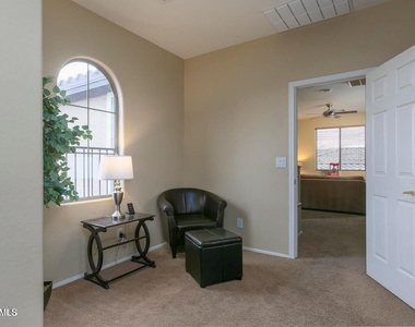 2023 W Shackleton Drive - Photo Thumbnail 7