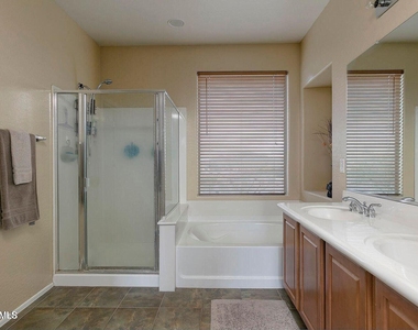 2023 W Shackleton Drive - Photo Thumbnail 6