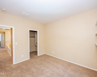 2023 W Shackleton Drive - Photo Thumbnail 40