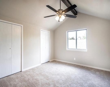 5521 Jester Drive - Photo Thumbnail 18