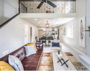 5521 Jester Drive - Photo Thumbnail 8