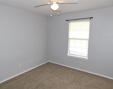 124 Pr 3230 - Photo Thumbnail 6