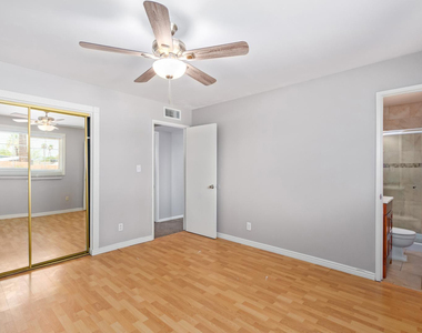 1918 E Palmcroft Drive - Photo Thumbnail 50