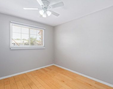 1918 E Palmcroft Drive - Photo Thumbnail 147
