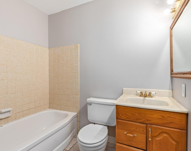 1918 E Palmcroft Drive - Photo Thumbnail 150
