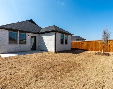 712 Melody Hill Drive - Photo Thumbnail 32