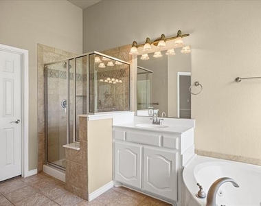 12245 Fairway Meadows Drive - Photo Thumbnail 18
