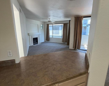 3848 N 3rd Avenue - Photo Thumbnail 7
