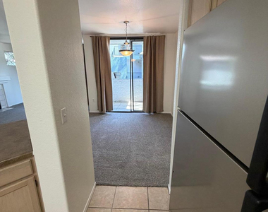 3848 N 3rd Avenue - Photo Thumbnail 8