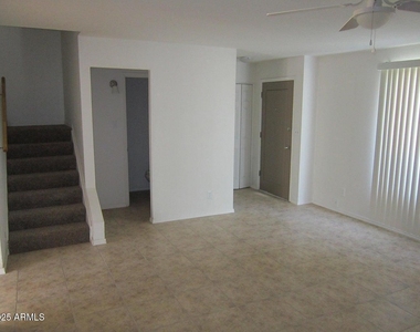 4535 N 17th Avenue - Photo Thumbnail 1
