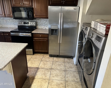 4535 N 17th Avenue - Photo Thumbnail 6