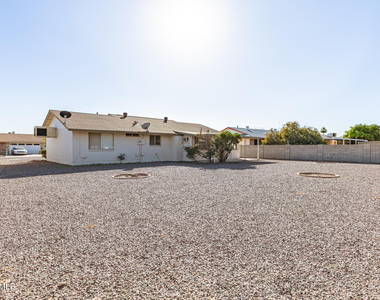 11014 W Cheryl Drive - Photo Thumbnail 24
