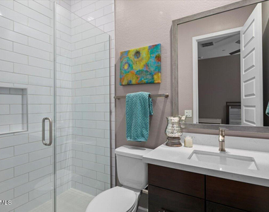 23625 N 76th Place - Photo Thumbnail 10