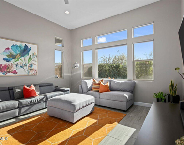 23625 N 76th Place - Photo Thumbnail 20