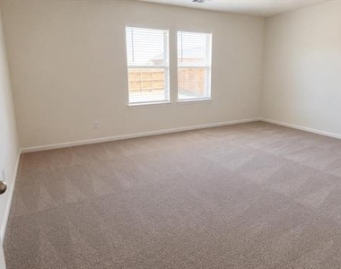 1874 Purtis Creek Drive - Photo Thumbnail 5