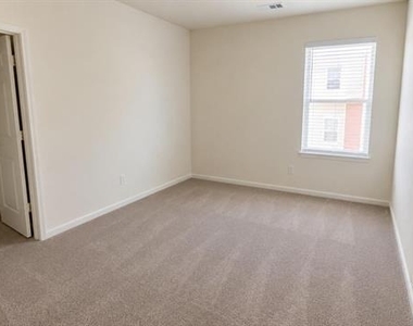 1874 Purtis Creek Drive - Photo Thumbnail 6