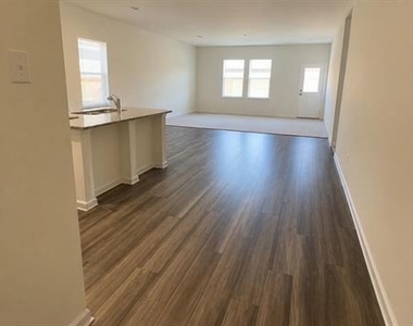 1874 Purtis Creek Drive - Photo Thumbnail 4