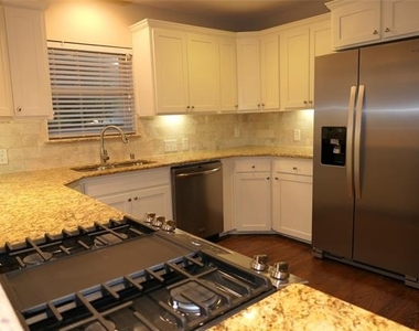 6333 Anita Street - Photo Thumbnail 7