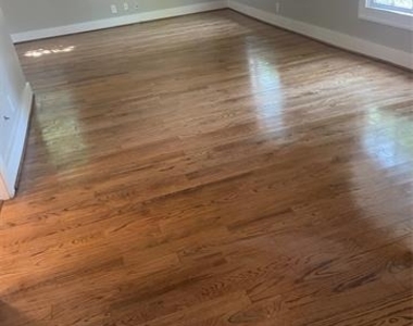 8120 Rayville Drive - Photo Thumbnail 4