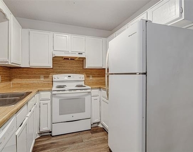 1312 Ridge Run Street - Photo Thumbnail 7