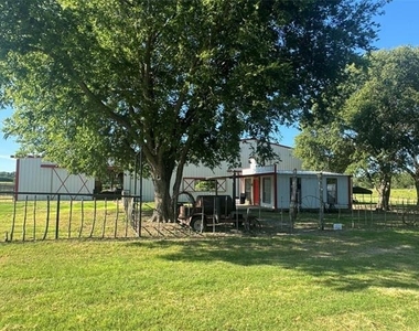 377 Private Rd. 3249 - Photo Thumbnail 4