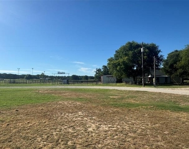 377 Private Rd. 3249 - Photo Thumbnail 18