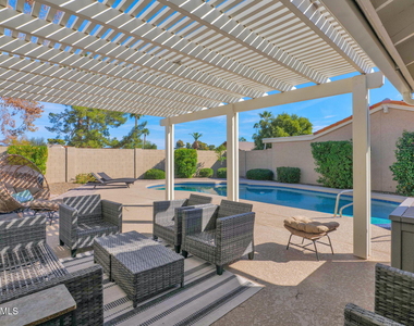 7629 N Via De Los Ninos -- - Photo Thumbnail 21