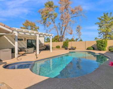 7629 N Via De Los Ninos -- - Photo Thumbnail 26