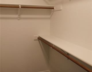 1402 White Wing Court - Photo Thumbnail 13