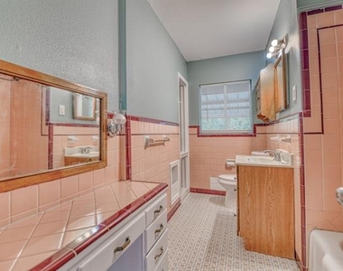 6028 Fairway Avenue - Photo Thumbnail 15