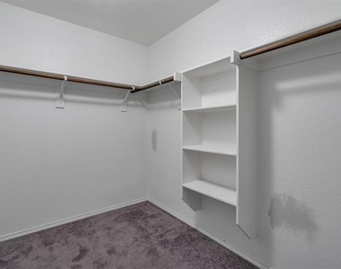 4080 Serene Drive - Photo Thumbnail 14