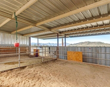 3232 W Carver Road - Photo Thumbnail 15